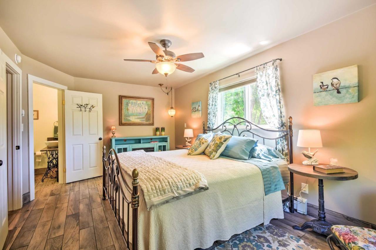 Cozy Home With Media Room Short Walk To Taos Plaza! Eksteriør billede