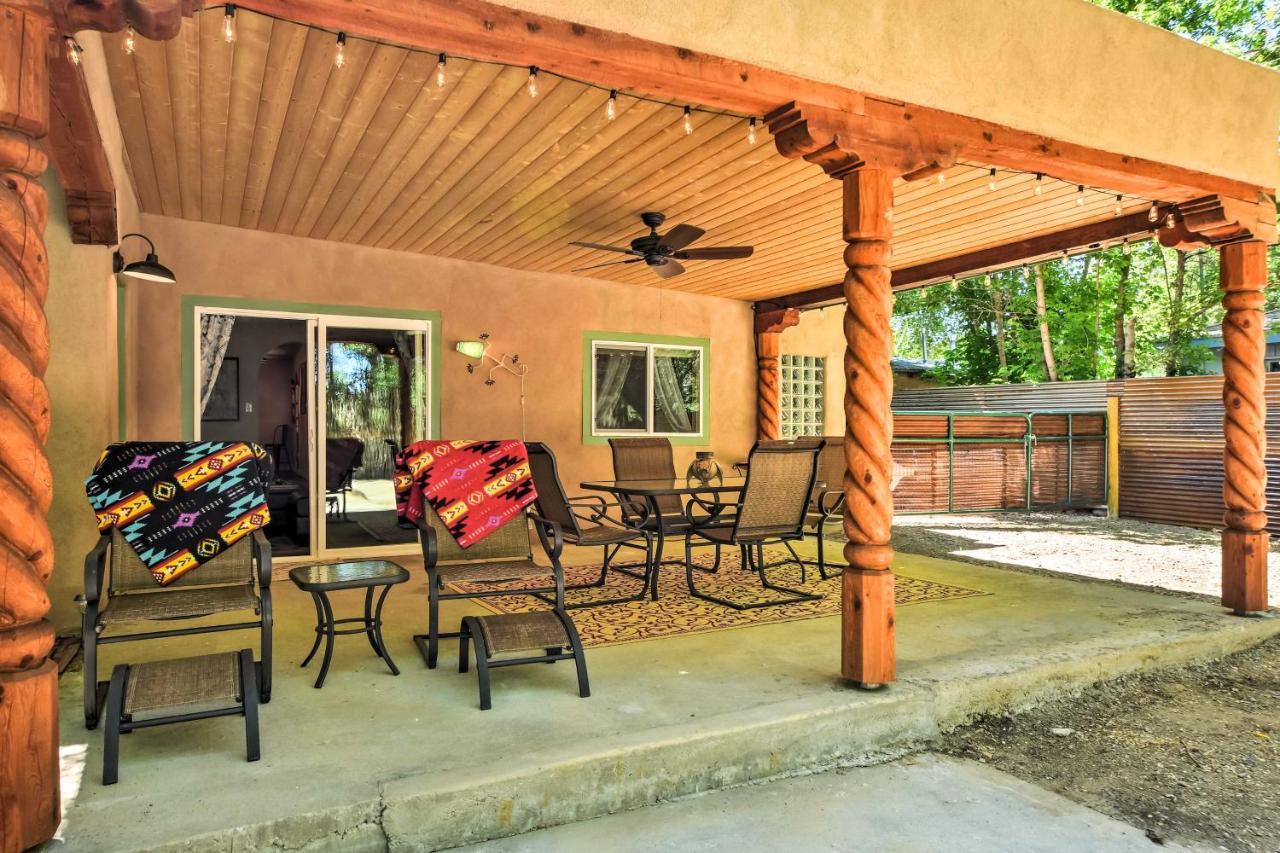 Cozy Home With Media Room Short Walk To Taos Plaza! Eksteriør billede