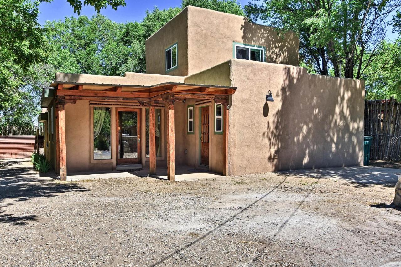 Cozy Home With Media Room Short Walk To Taos Plaza! Eksteriør billede